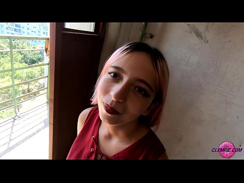 ❤️ Cov tub ntxhais kawm Sensual Sucks ib tug neeg txawv txawv nyob rau hauv lub Outback - Cum ntawm nws lub ntsej muag ☑ Sex video ntawm hmn.appassistance.ru% ❤